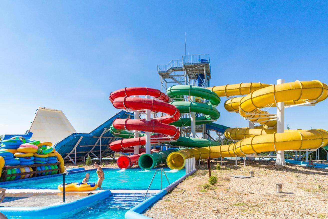 Panorama Apartman Cegled Bagian luar foto